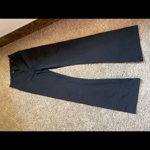 American Eagle flare yoga pants